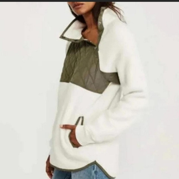 Abercrombie & Fitch White and Olive Jacket - Picture 3 of 12